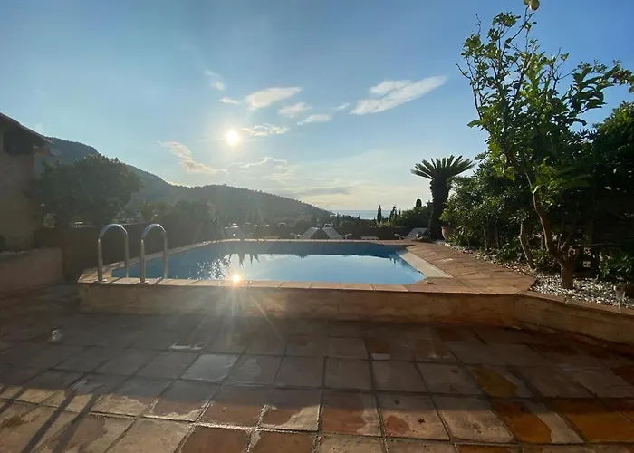 Mas Lou Beu * ル・ラヴァンドゥー